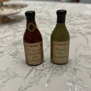 Grasslands Roads vintage salt and pepper , red and white wine shaped shakers